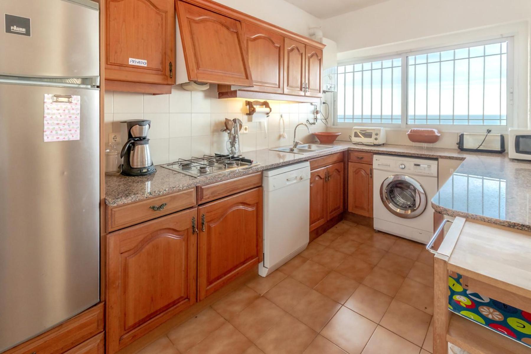 Super Fener 93 Atico Con Terraza Y Vistas * Gérone